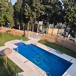 Colinamar Luxury Near Airport And 토레몰리노스