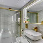Colinamar Luxury Near Airport And 아파트 토레몰리노스