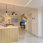 Colinamar Luxury Near Airport And 아파트