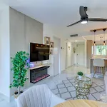 Colinamar Luxury Near Airport And 아파트 토레몰리노스