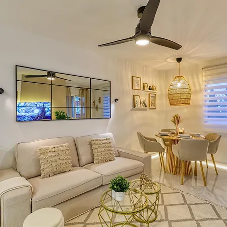 Colinamar Luxury Near Airport And
