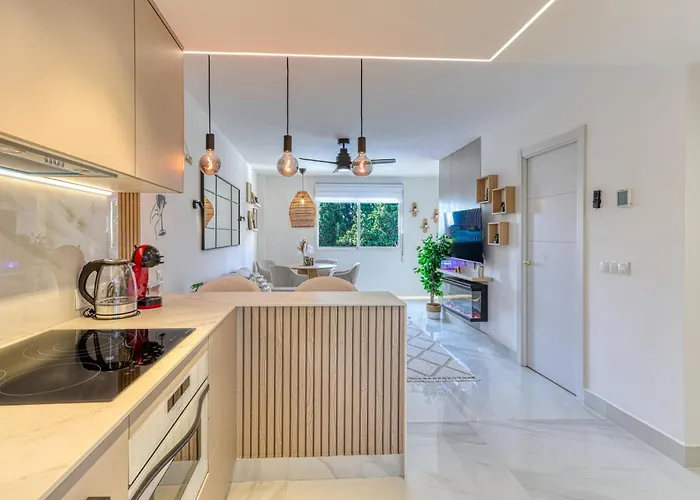 Colinamar Luxury Near Airport And Appartement